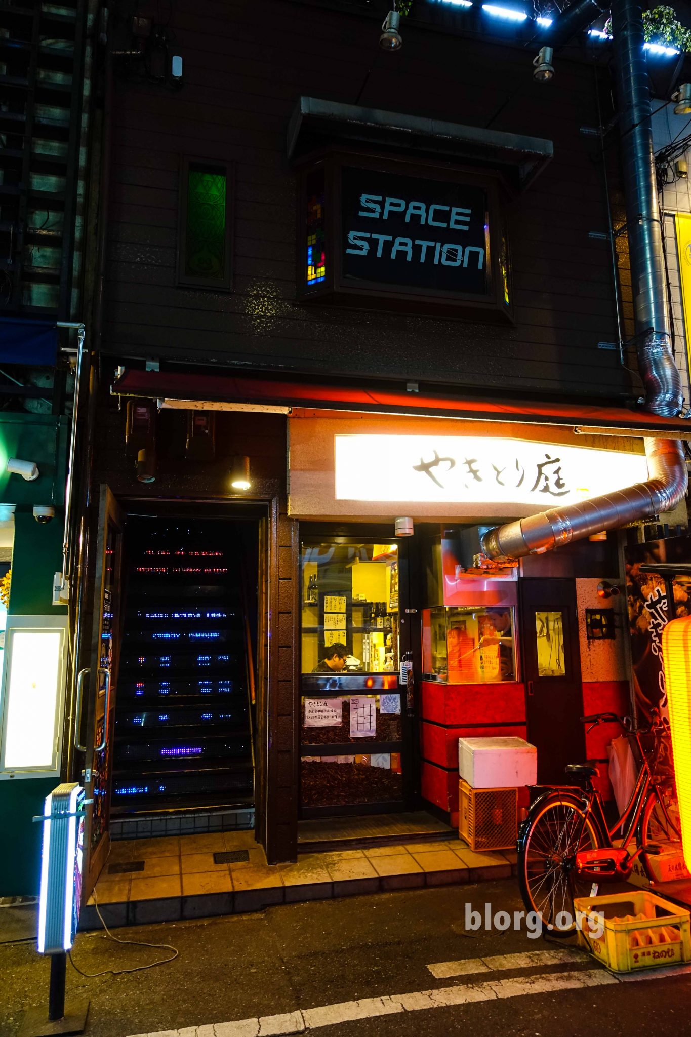 Space Station Arcade Bar in Japan