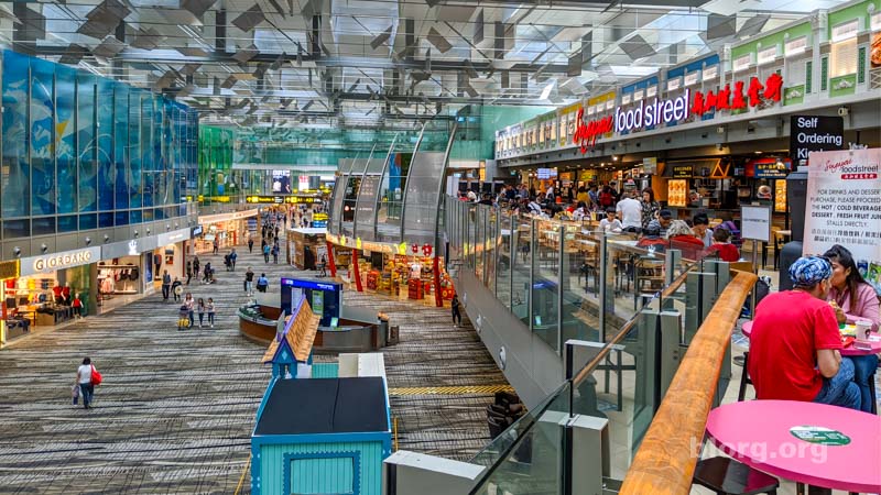 sinapore airport food court