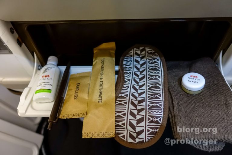 fiji airways baggage cost